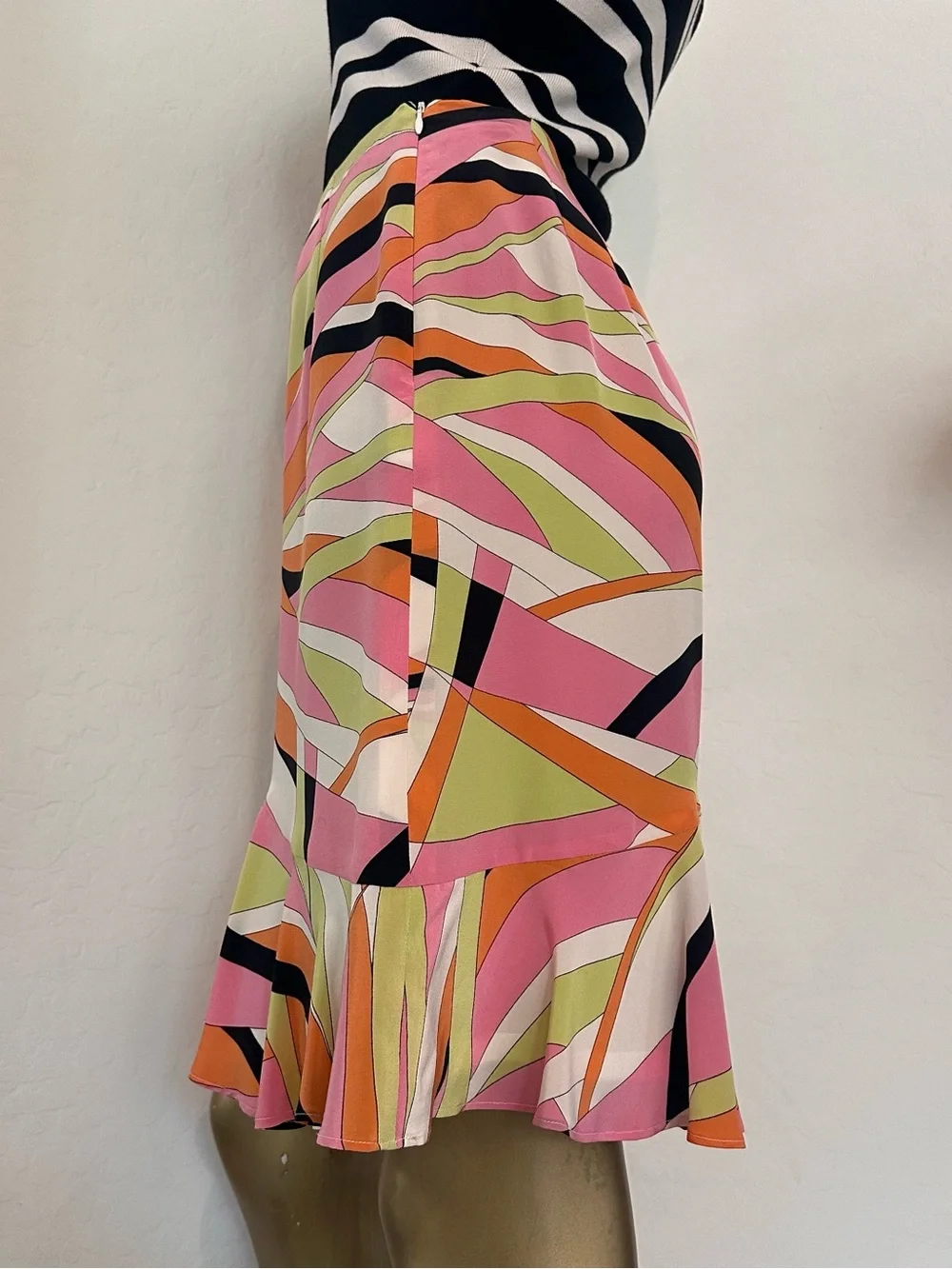 Y2K Talbots pure silk mod swirl psychedelic print flounce hem Petites size 4